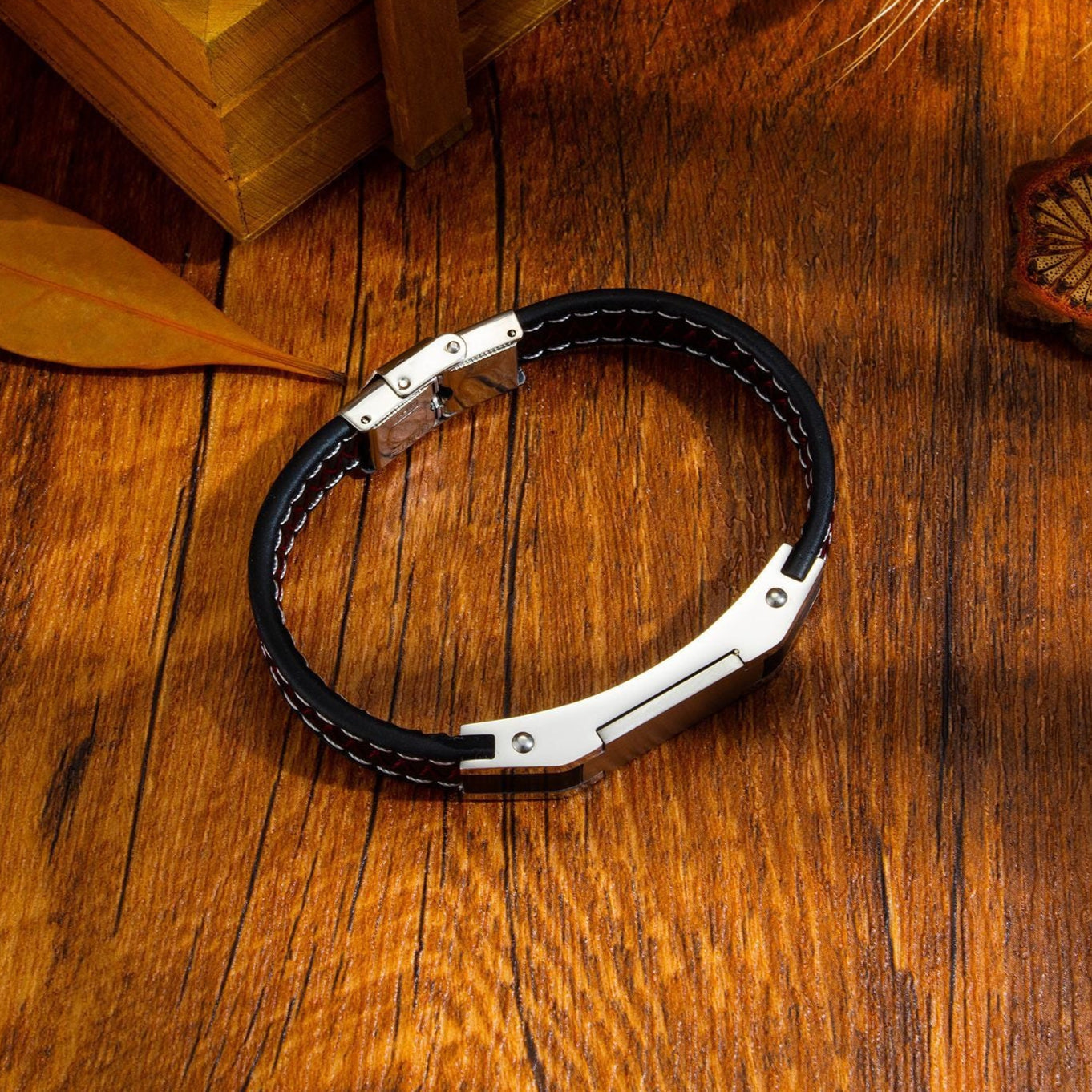 Pulseira de Couro e Aço Inoxidável