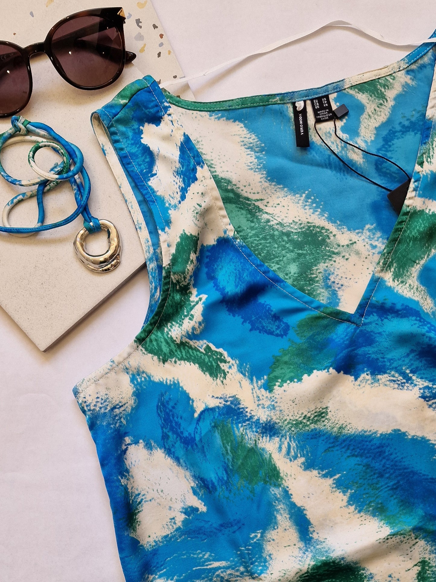 Top azul estampado senhora