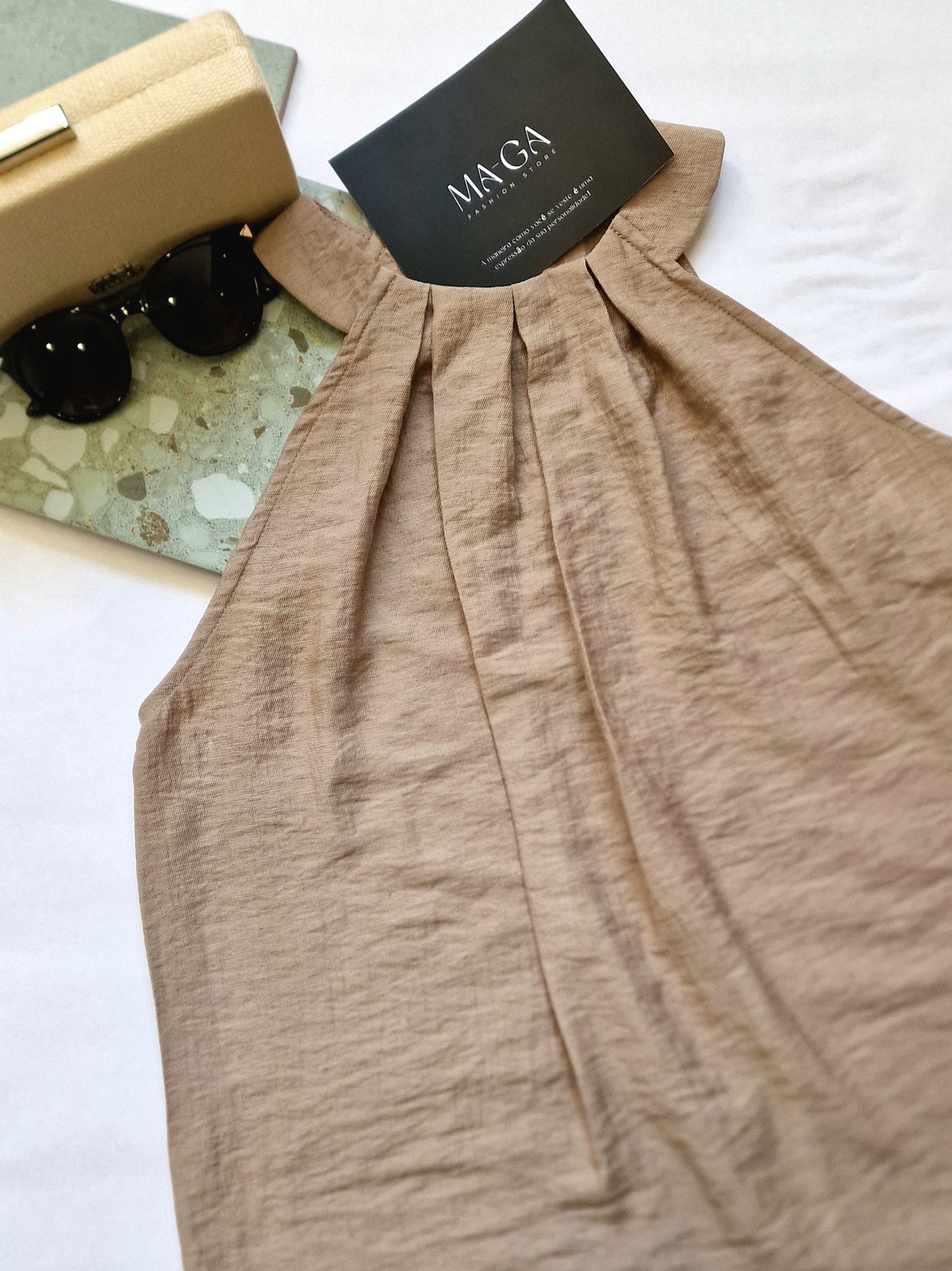EVALINA DUMBBELL NECK TOP