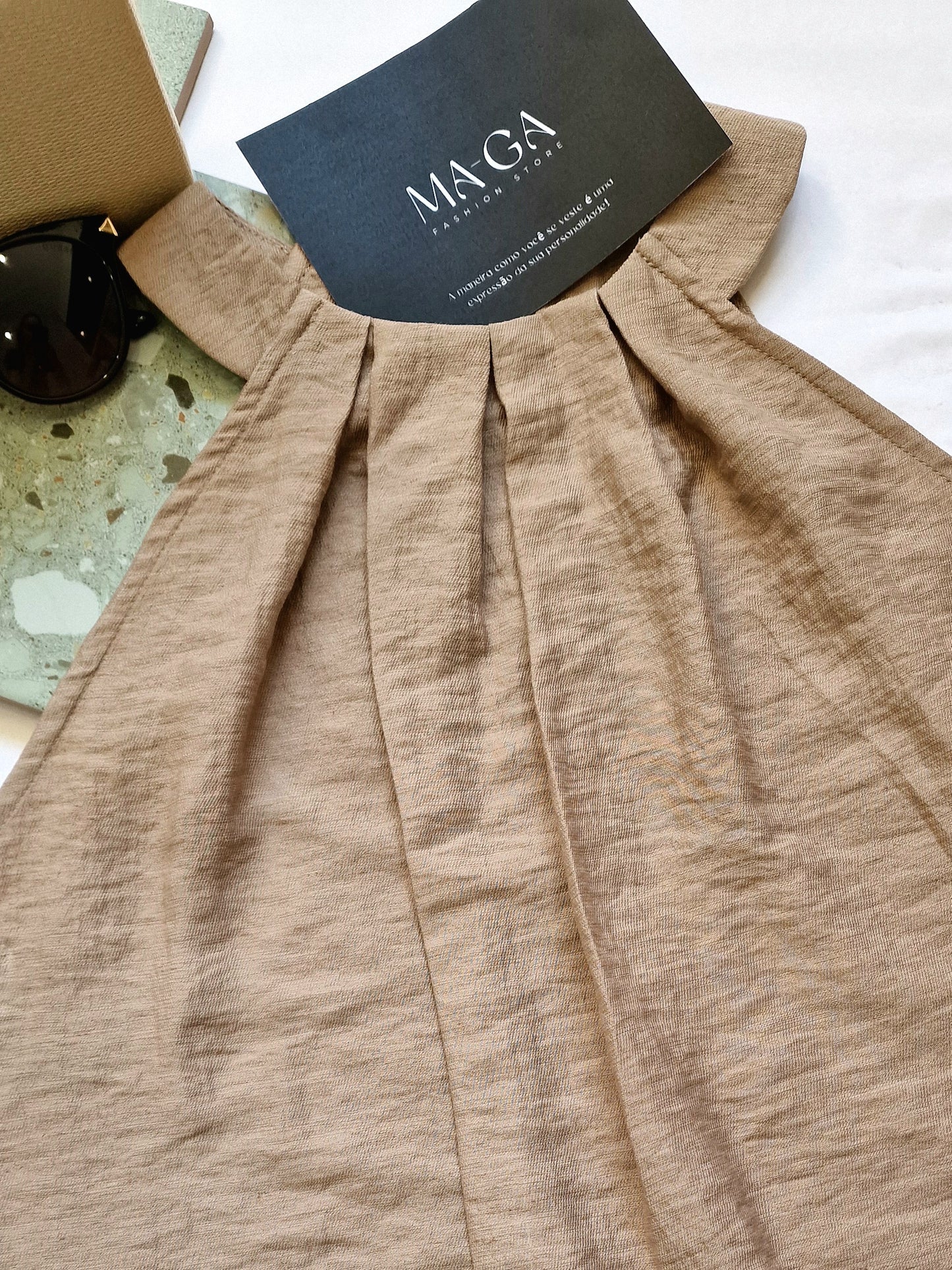 EVALINA DUMBBELL NECK TOP