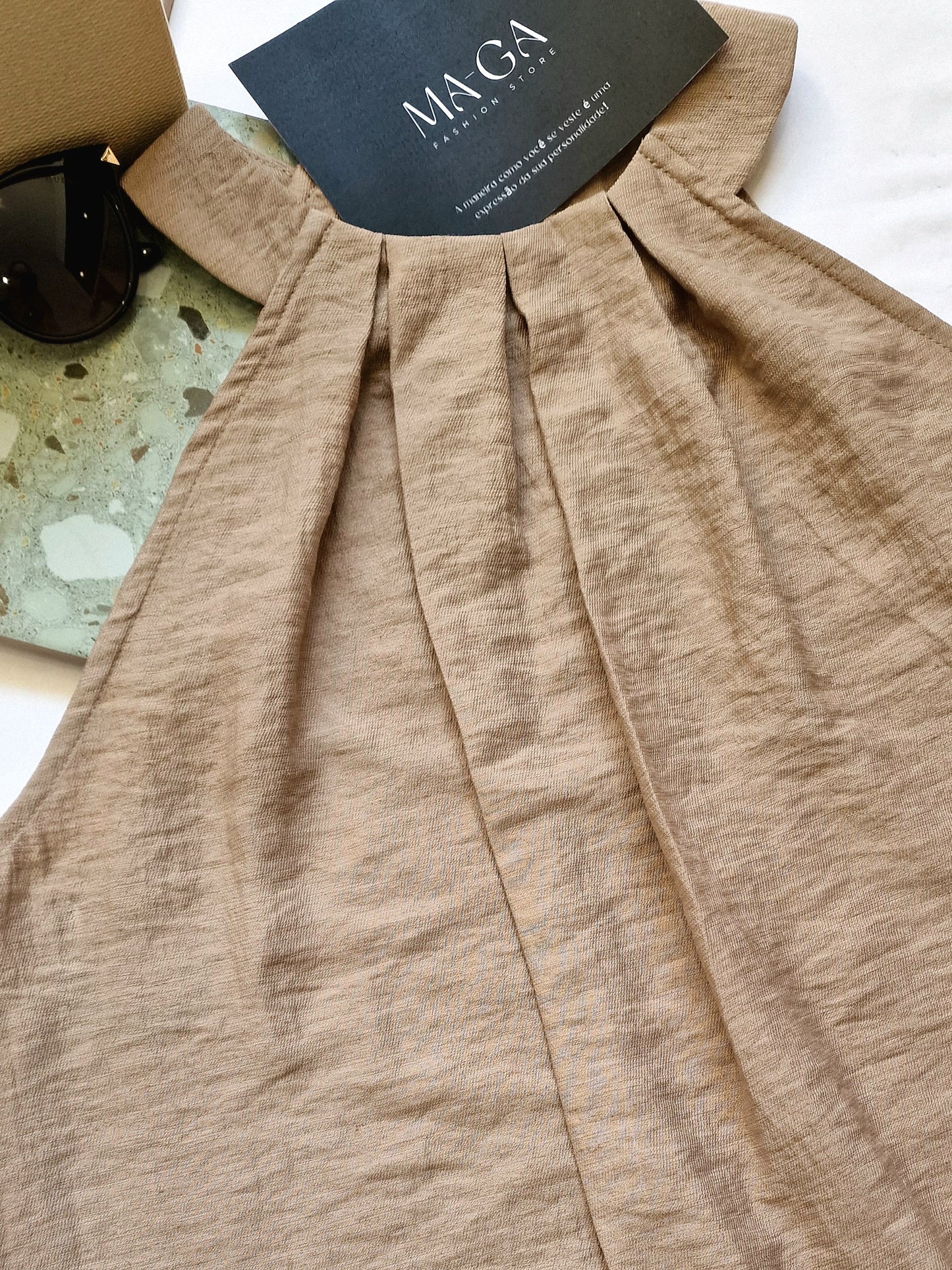 EVALINA DUMBBELL NECK TOP