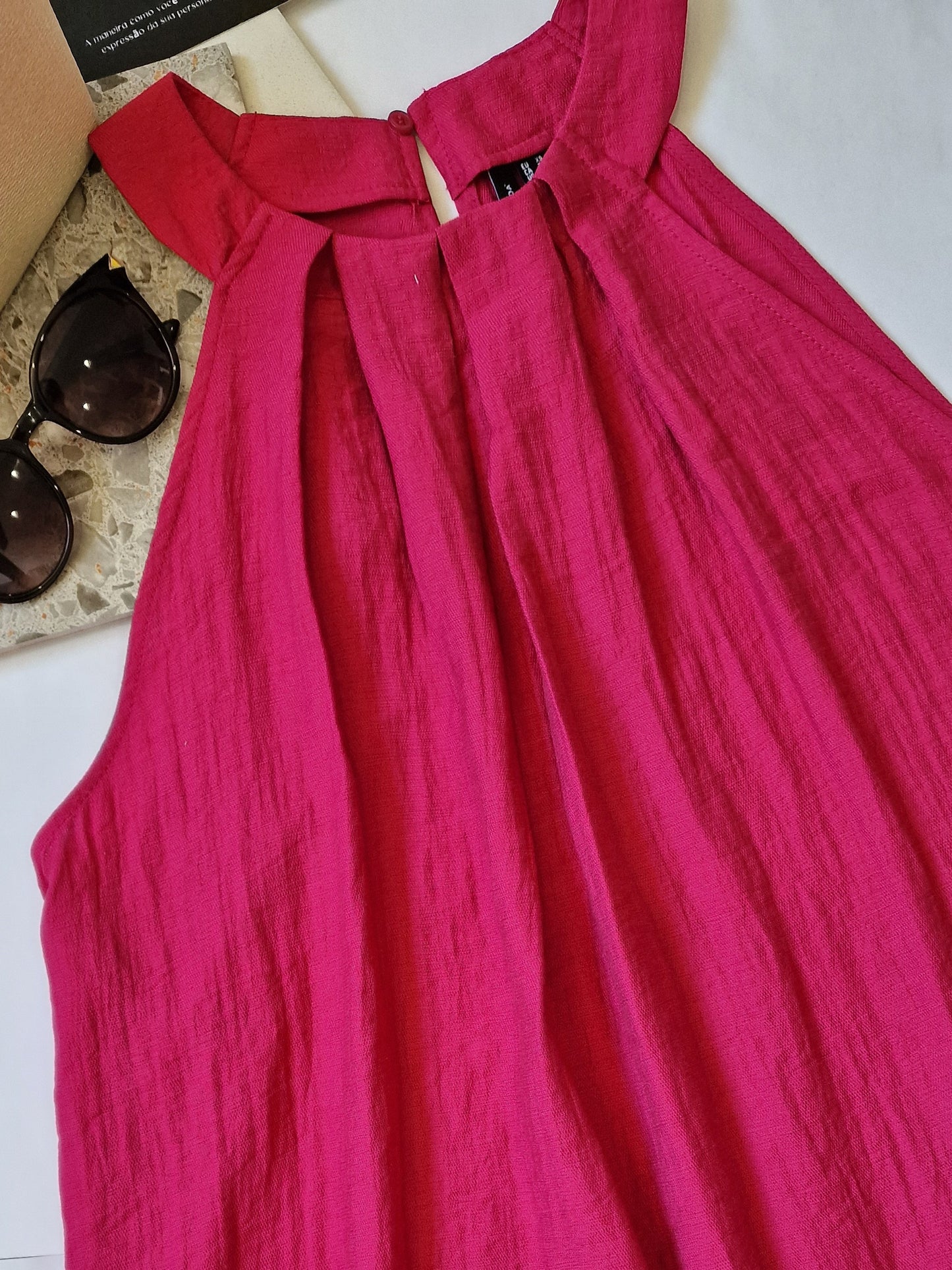 SHORT DRESS WITH DUMBBELL NECKLINE EVALINA