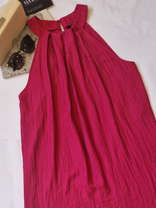 VESTIDO CURTO COM DECOTE HALTERE EVALINA