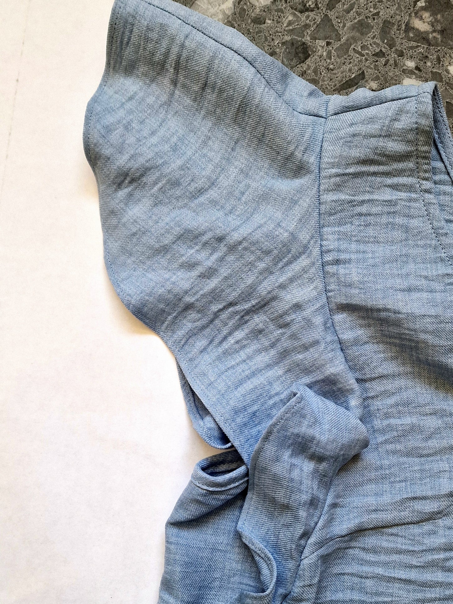 MELONY Organic V-NECK TOP