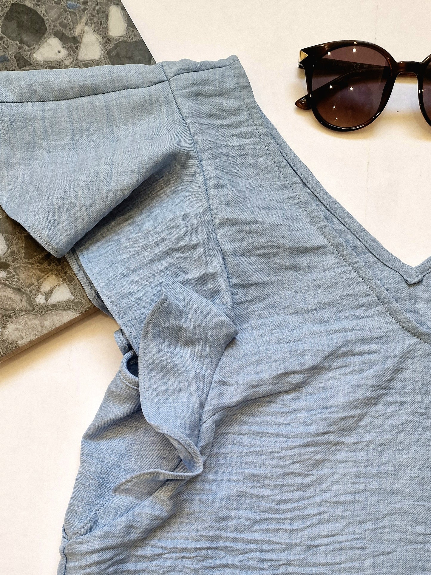 MELONY Organic V-NECK TOP