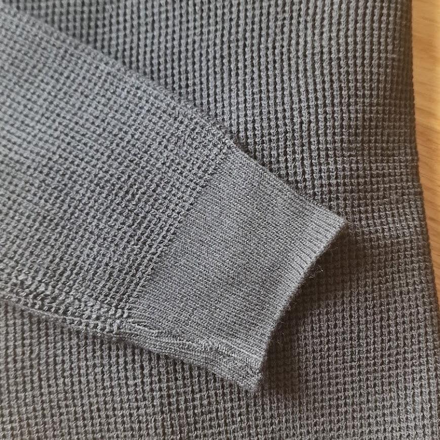 Camisola preta malha elegante homem