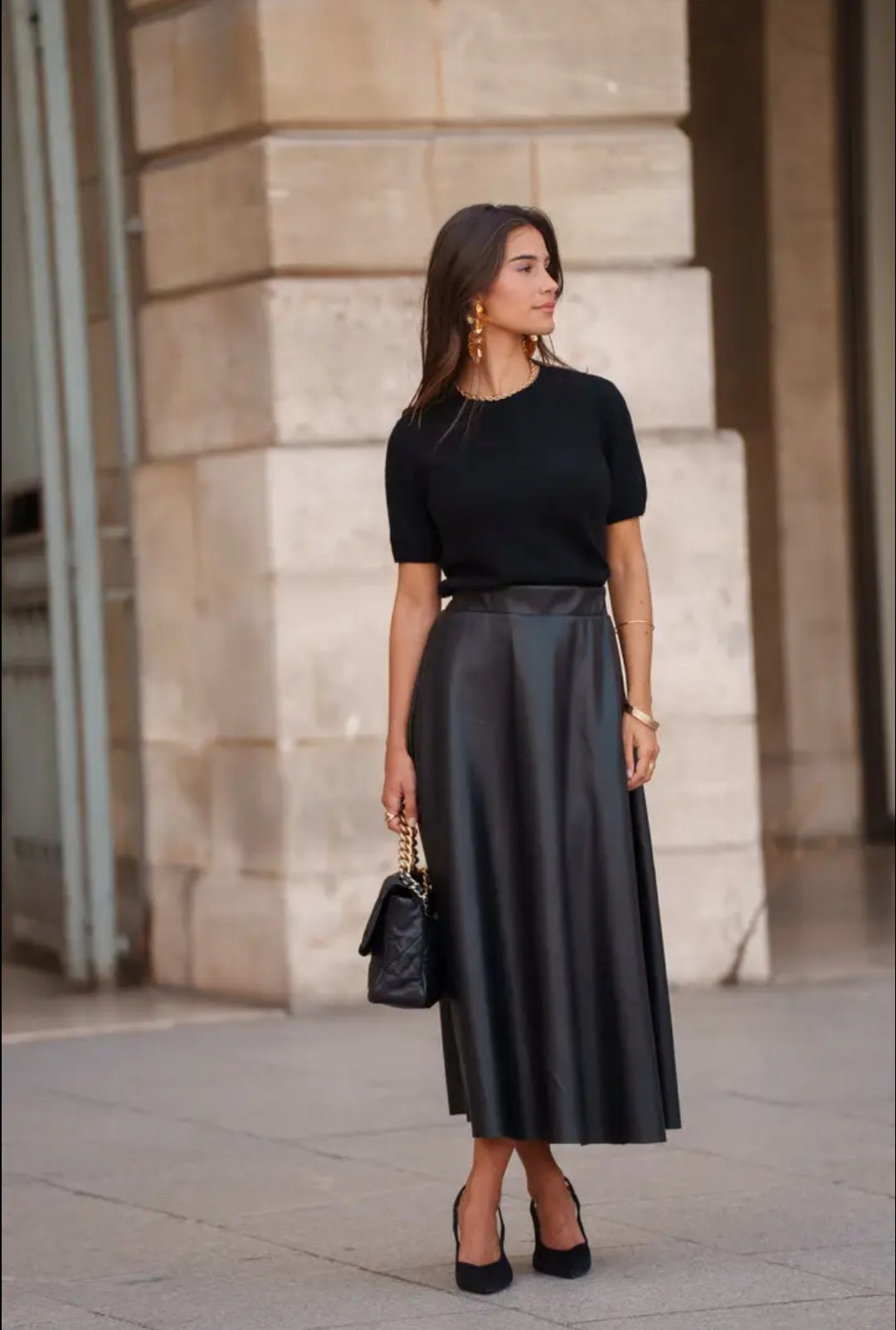 Saia Comprida Camille em Pele Sintética - Moda Sustentável e Versátil