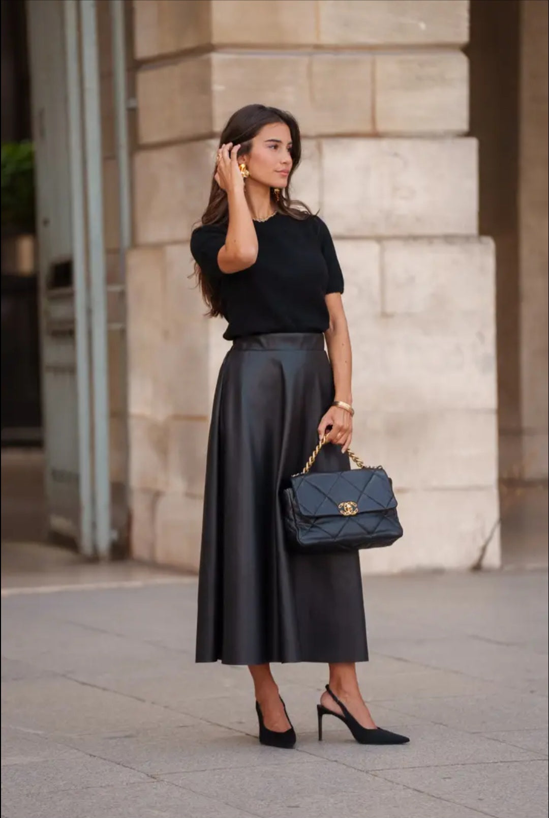 Saia Comprida Camille em Pele Sintética - Moda Sustentável e Versátil