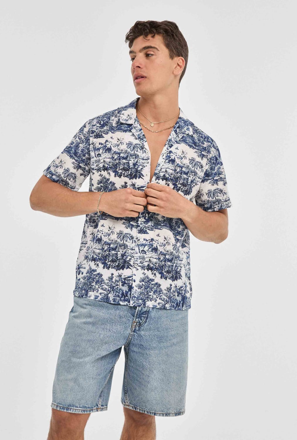 Camisa Masculina Estilo Toile de Jouy – 100% Algodão: