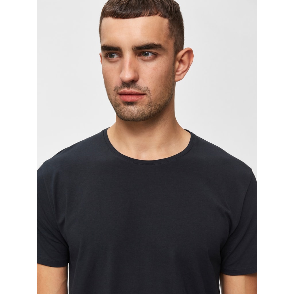 T-SHIRT COM GOLA REDONDA PIMA