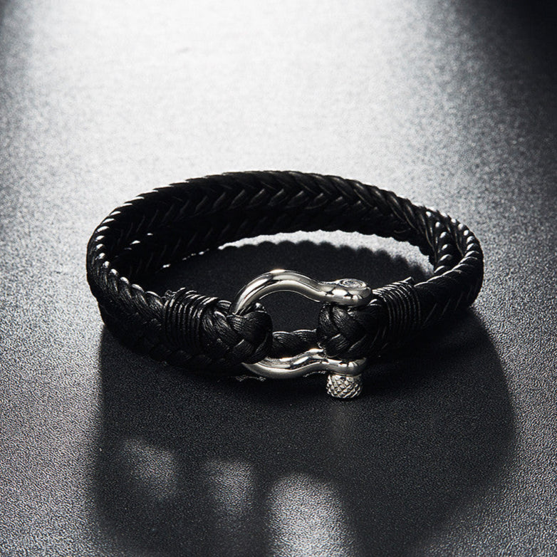 Pulseira de Couro Trançado