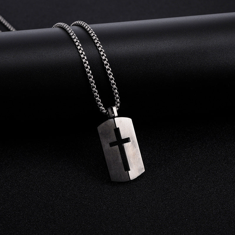Colar Cruz em Aço Inoxidável