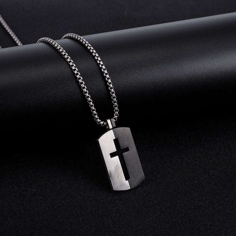 Colar Cruz em Aço Inoxidável