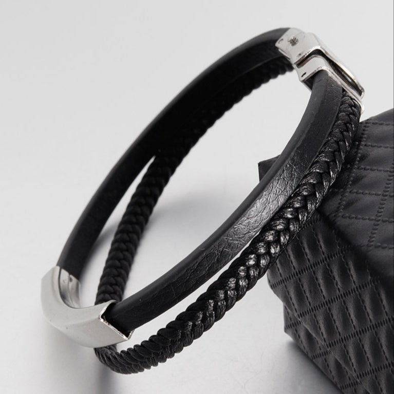 Pulseira de Couro e Aço Inoxidável