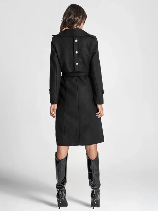 Casaco Comprido com Botões Militar