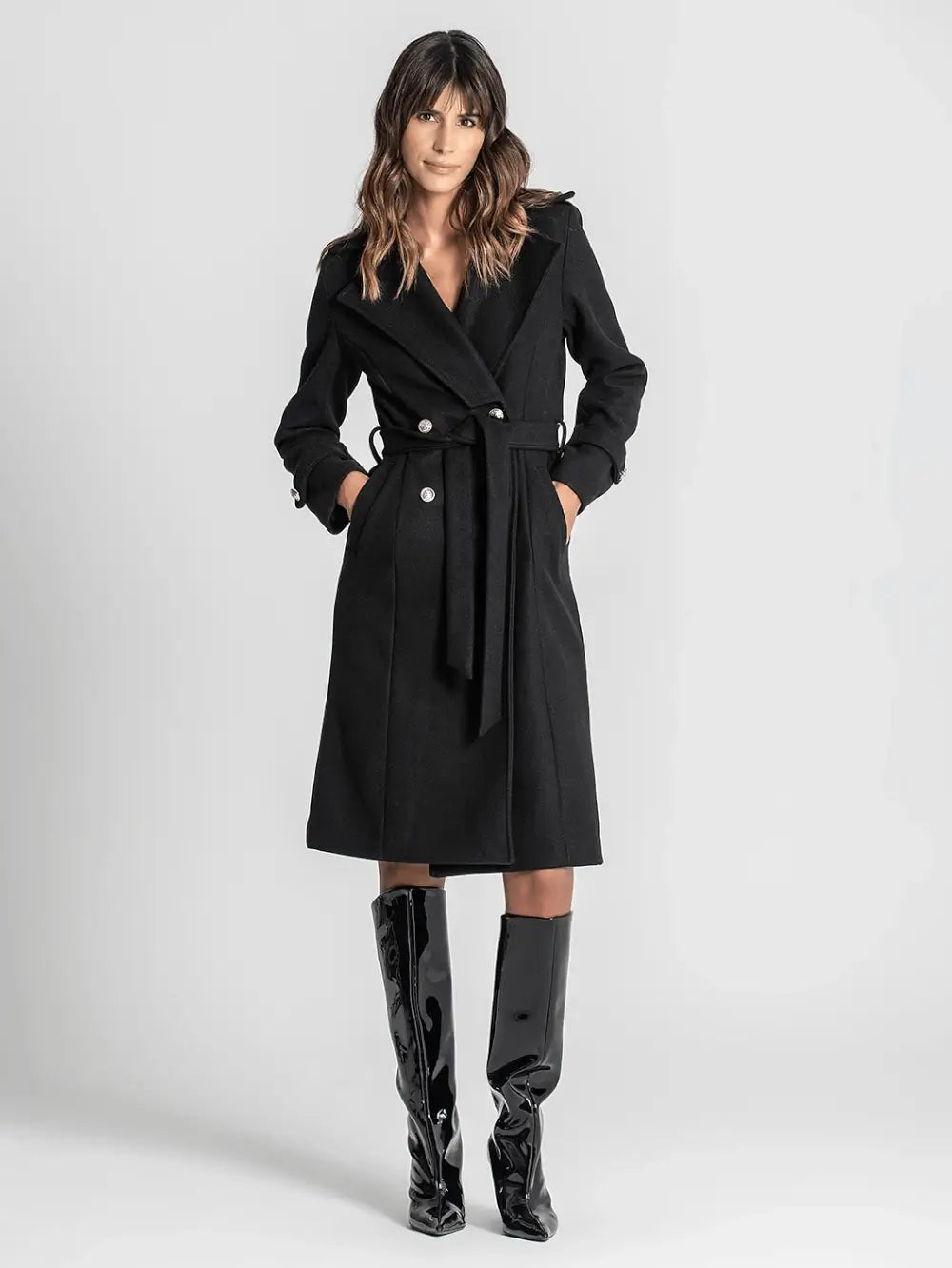 Casaco Comprido com Botões Militar