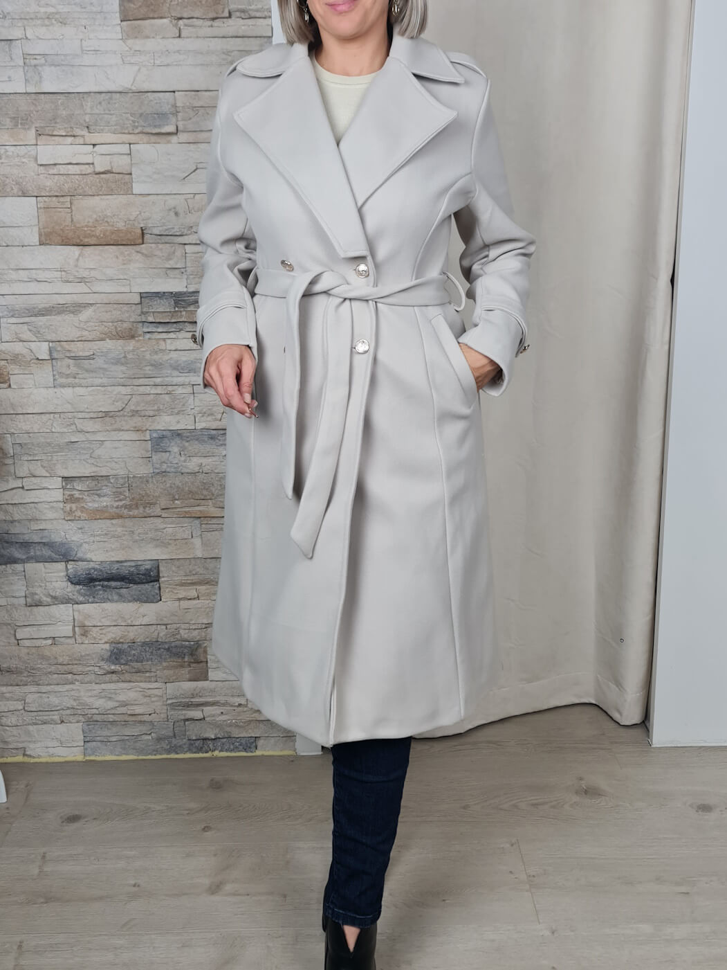 Casaco Comprido com Botões Militar