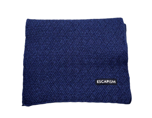 STRUCTURED STITCH SCARF ESCAPISM