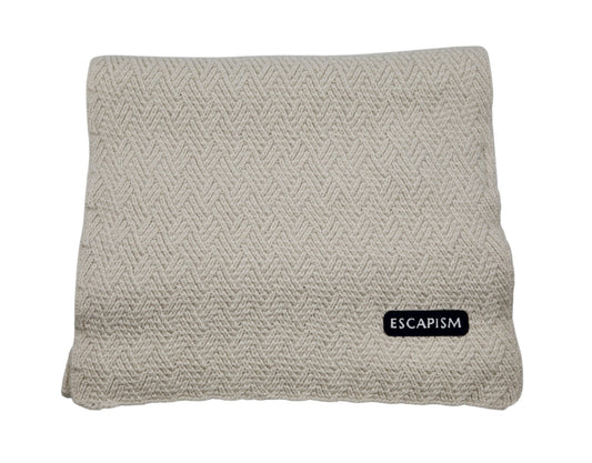 STRUCTURED STITCH SCARF ESCAPISM