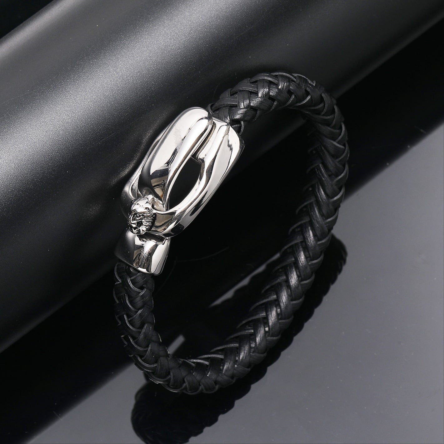 Pulseira Vintage de Couro e Aço Inoxidável