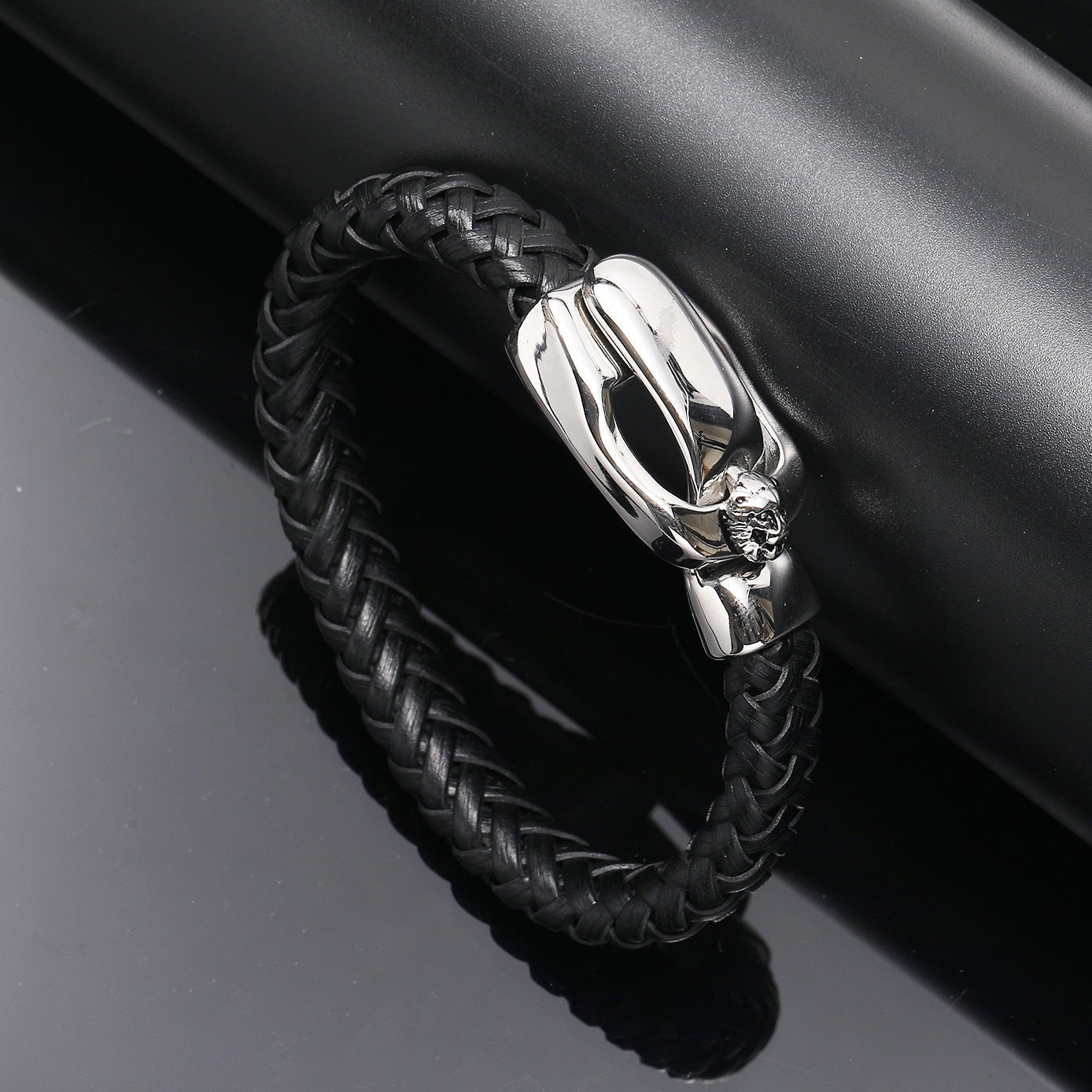 Pulseira Vintage de Couro e Aço Inoxidável