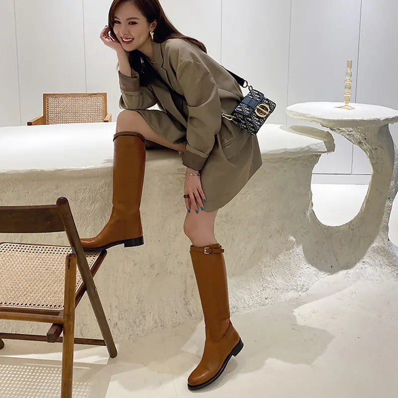 Vintage Round Toe Embossed Casual Flat Boots